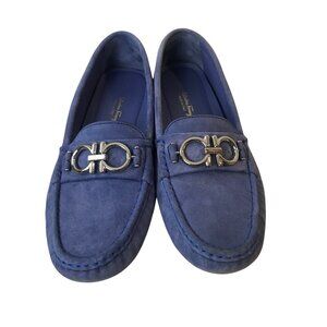 Salvatore Ferragamo Ladies Berra Gancini Driver  Suede Moccasin In Blue Size 9